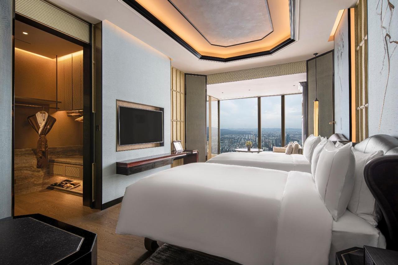 Hotel The Ritz-Carlton, Nanjing à Nankin Extérieur photo